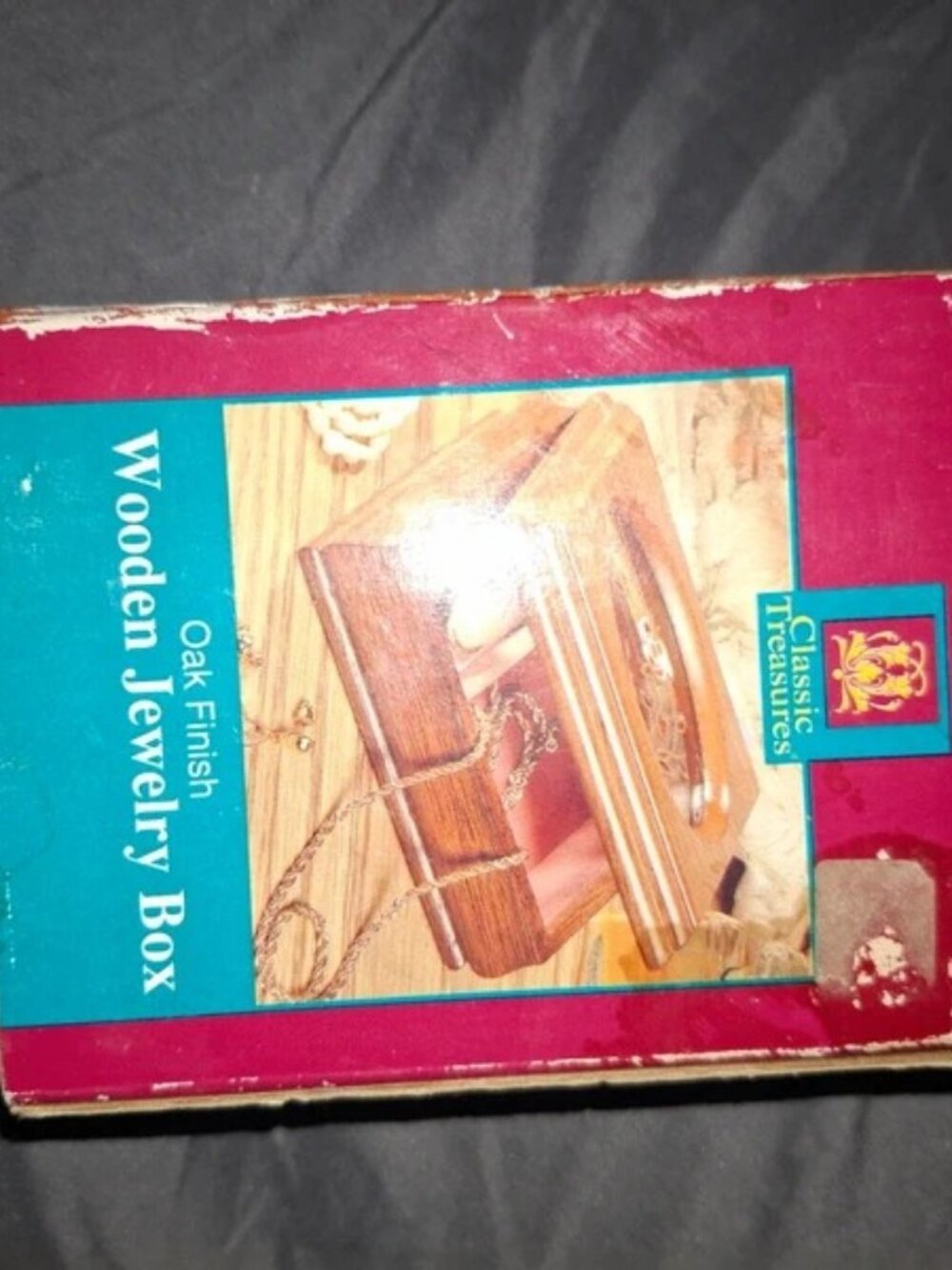 Jewelry box - Picture 3 of 3